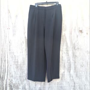 Aritzia The Effortless Pant Crepette Black Cropped Women's 12